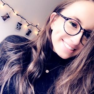 Meet your Posher, Kaylin